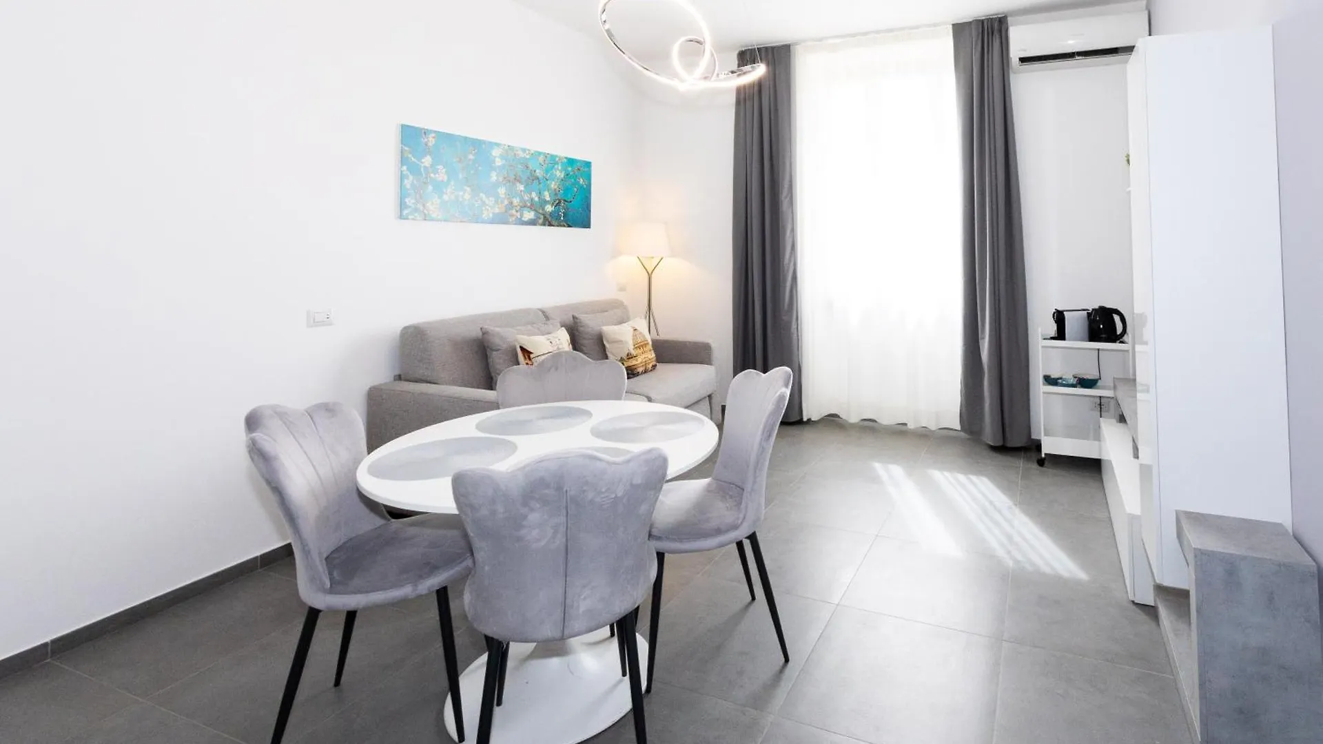 Travel House Apartment Rome 0*,